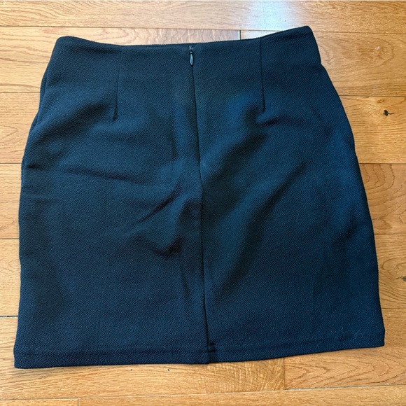 Stretchy Floral Print Mini Pencil Skirt - Picture 2 of 3